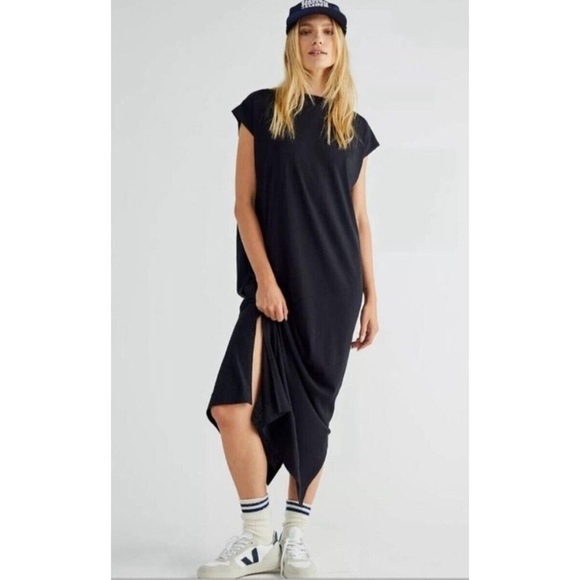 Free People Dresses & Skirts - Free People Beach Midi Dress Medium Black Muscle T-Shirt Sleeveless All Day Long